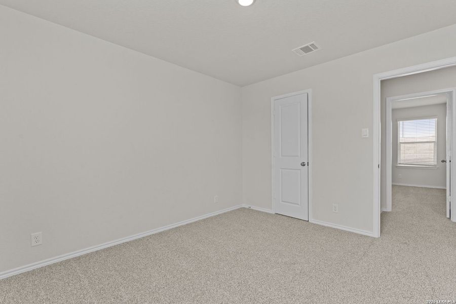 Spacious, unfurnished interior of a new home in Applewood, San Antonio (Image 21). Spacious, unfurnished interior of a new home in Applewood, San Antonio (Image 21).