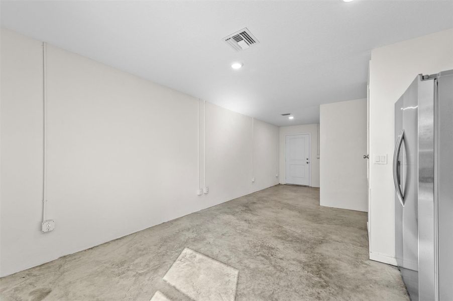 Furnished interior view inside a new home in , Fort Pierce (Image 6).