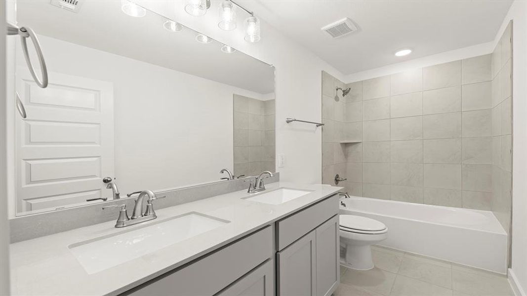 23. 1628 Elle - 3RD Bath