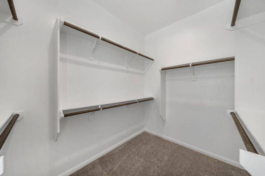 Spacious, unfurnished interior of a new home in Woodforest, Montgomery (Image 30).