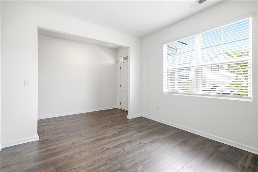 Spacious, unfurnished interior of a new home in Twin Lakes, Hoschton (Image 30).