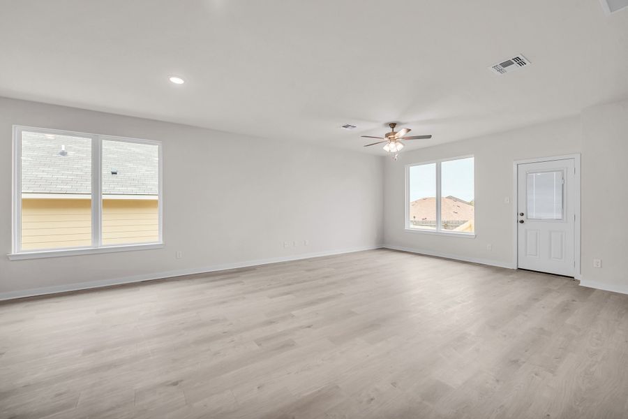 Spacious, unfurnished interior of a new home in The Village at Elm Creek, Troy (Image 22). Spacious, unfurnished interior of a new home in The Village at Elm Creek, Troy (Image 22).