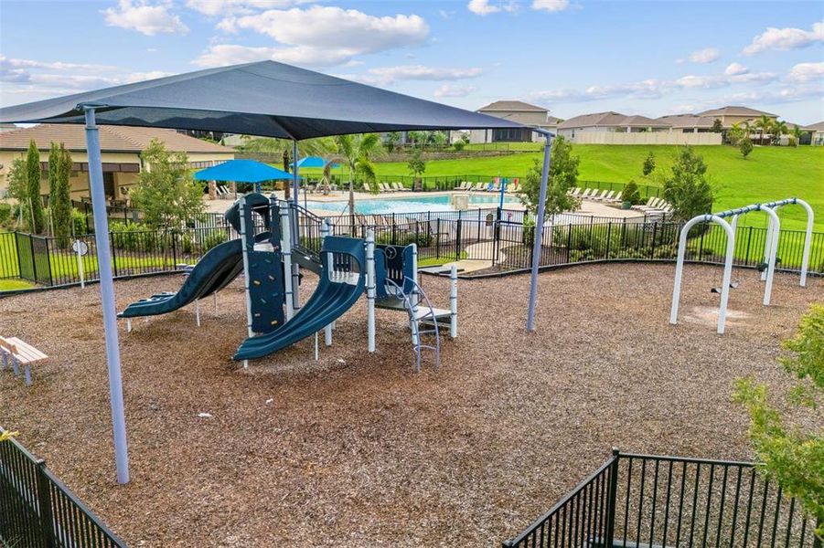 Community amenities in Ridgeview, Clermont (Image 7).