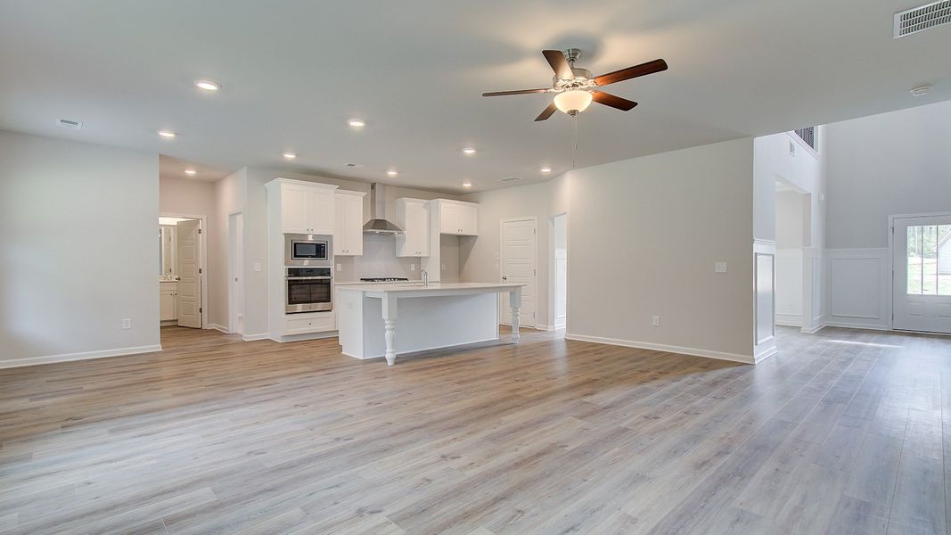 Representative furnished interior of a home built from the Meridian II by DRB Homes in Northcroft, Loganville (Image 9).