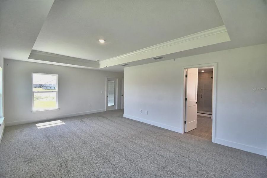 Spacious, unfurnished interior of a new home in Lake Juliana Estates, Auburndale (Image 22).