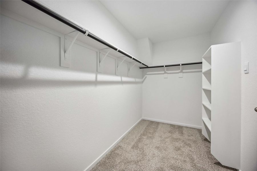 Spacious, unfurnished interior of a new home in , Houston (Image 15).