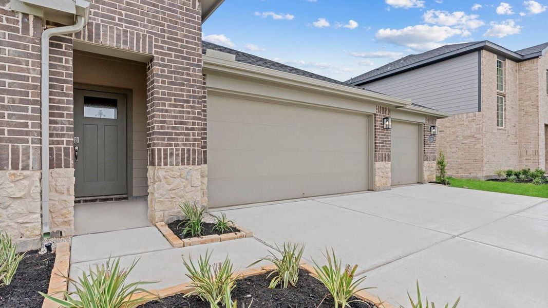 *Images and 3D tour are for illustration only and options may vary from home as built. *Images and 3D tour are for illustration only and options may vary from home as built.