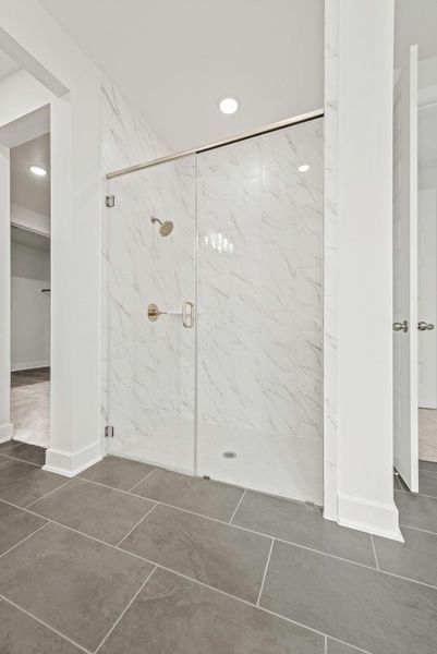 Representative image. Features, specifications, selections and colors may vary.