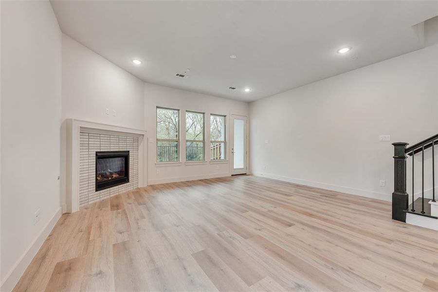 Spacious, unfurnished interior of a new home in , Lake Dallas (Image 12). Spacious, unfurnished interior of a new home in , Lake Dallas (Image 12).