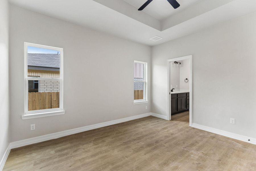 Spacious, unfurnished interior of a new home in , Killeen (Image 26).