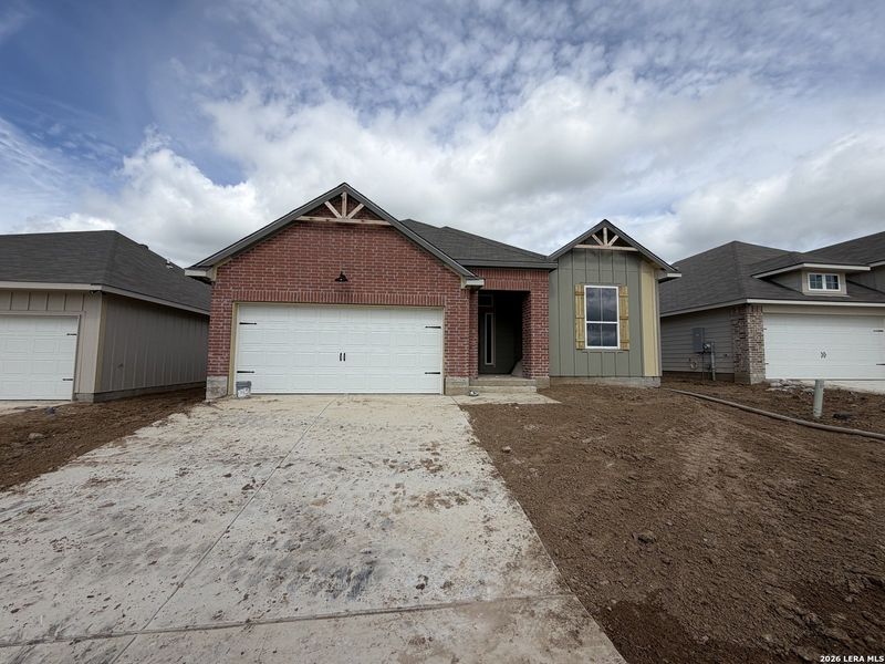 Image 12 of a home in Arroyo Ranch.