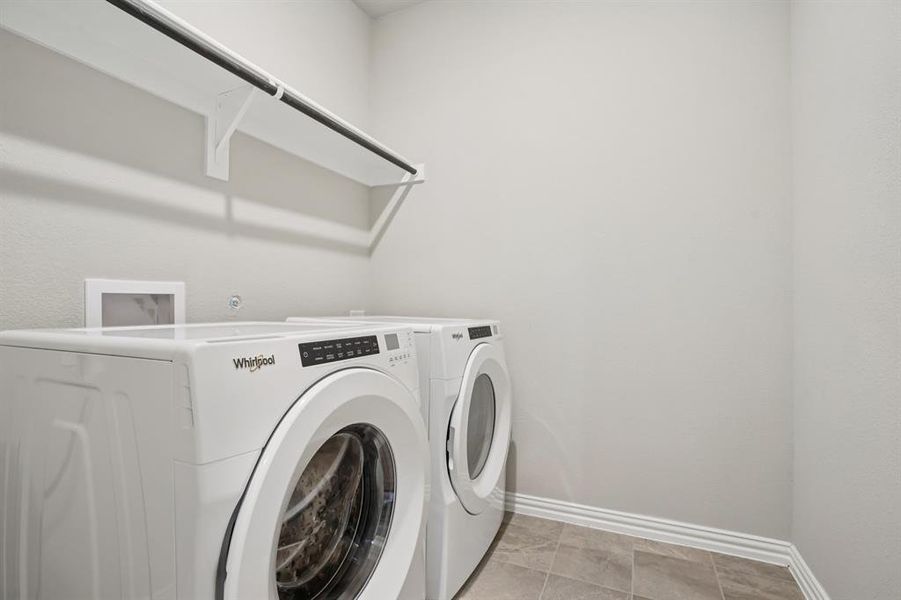 Close-up of interior finishes inside a home in Stonehaven, Seagoville (Image 13). Close-up of interior finishes inside a home in Stonehaven, Seagoville (Image 13).