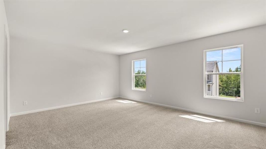 Spacious, unfurnished interior of a new home in Sheffield Highlands, Dallas (Image 21).