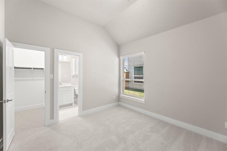 Spacious, unfurnished interior of a new home in Villages of Creekwood, Frisco (Image 22).