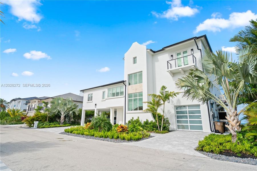 Image 71 of a home in .