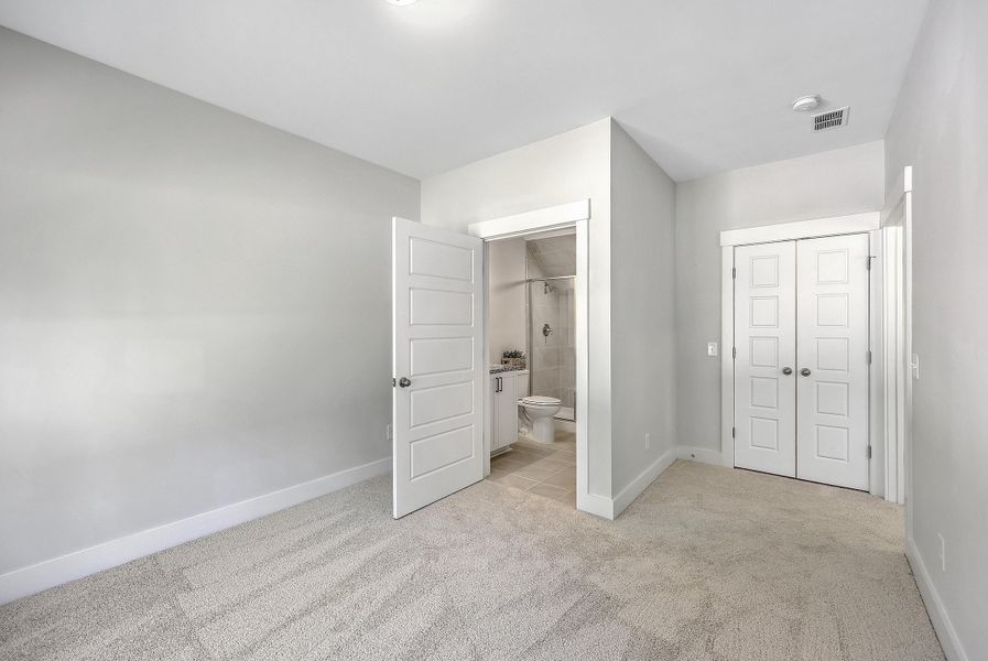 Spacious, unfurnished interior of a new home in , Dorchester (Image 21).