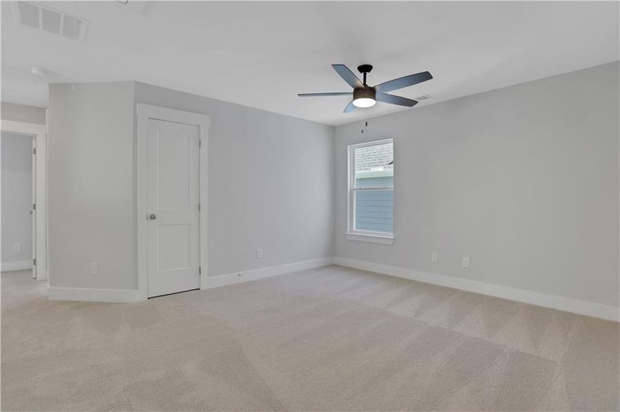 Spacious, unfurnished interior of a new home in Villas at Dawsonville, Dawsonville (Image 24). Spacious, unfurnished interior of a new home in Villas at Dawsonville, Dawsonville (Image 24).