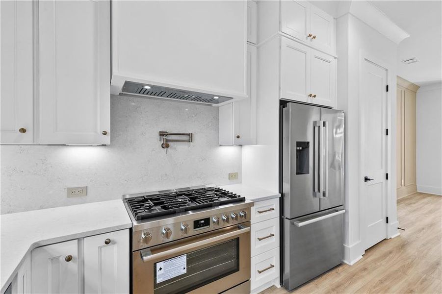 Furnished interior view inside a new home in , Sugar Hill (Image 9).