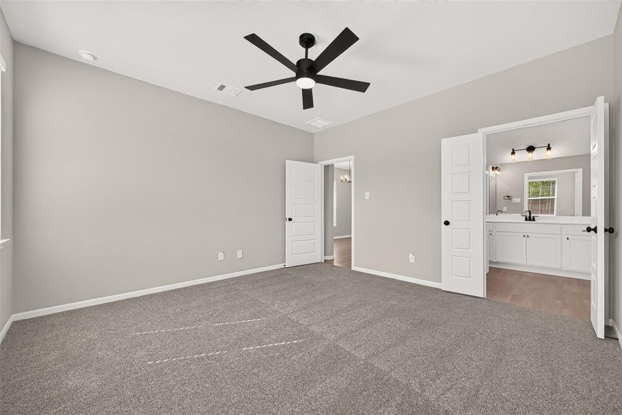 Spacious, unfurnished interior of a new home in La Segarra, Brookshire (Image 41).