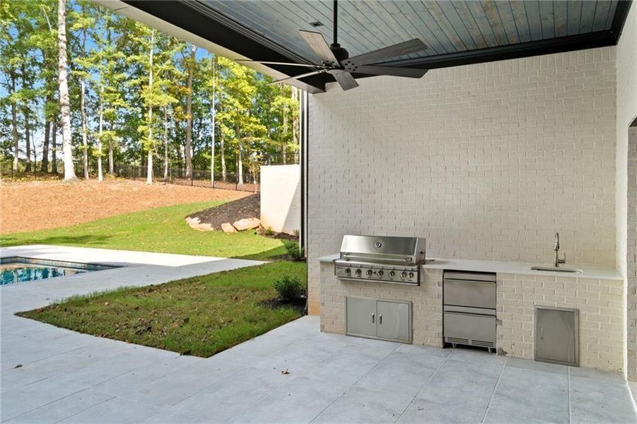 Exterior details and patio area of a home in , Alpharetta (Image 48).