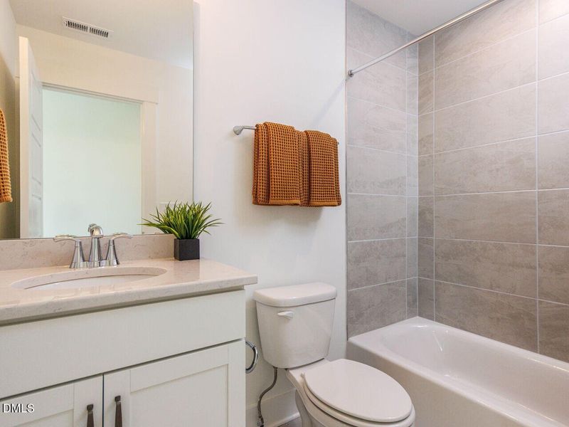 028-1280x960-bathroom 028-1280x960-bathroom