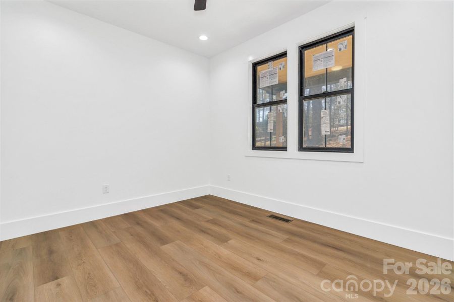 Spacious, unfurnished interior of a new home in , Mills River (Image 40).