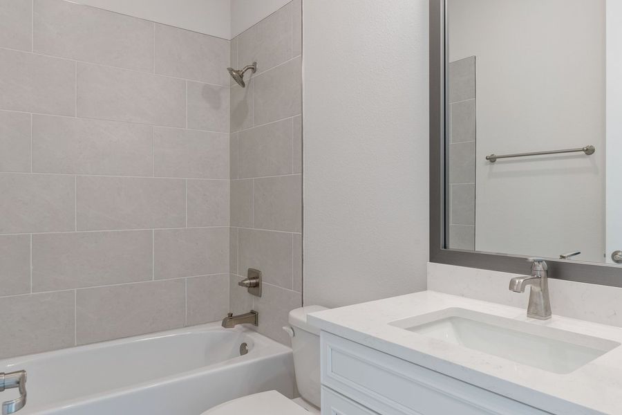 Representative furnished interior of a home built from the The Boundary by David Weekley Homes in Vistera of Venice – Cottage Series, Nokomis (Image 7).