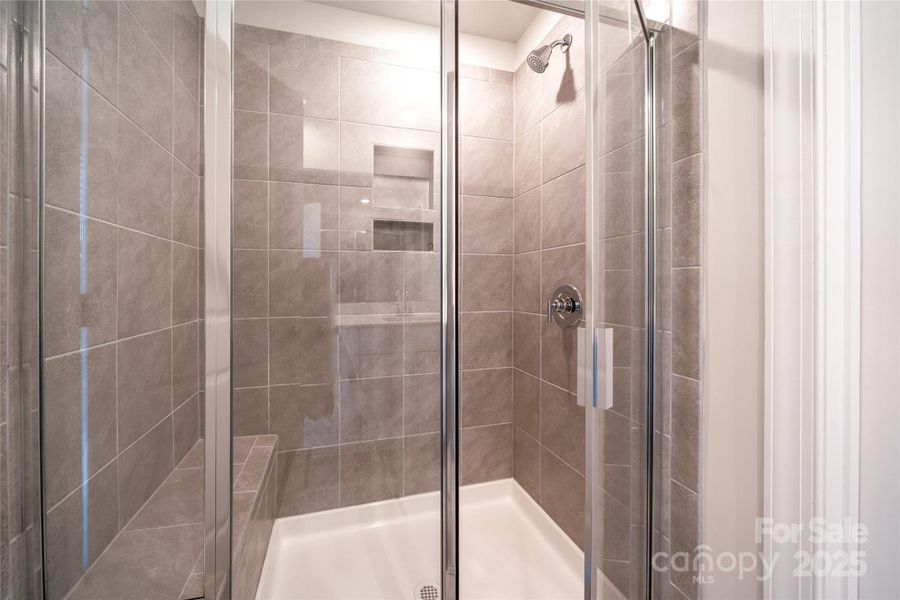 Photo is not of the actual home, but is an inspirational photo of builder’s model home and may depict options, furnishings, and/or decorator features that are not included Photo is not of the actual home, but is an inspirational photo of builder’s model home and may depict options, furnishings, and/or decorator features that are not included