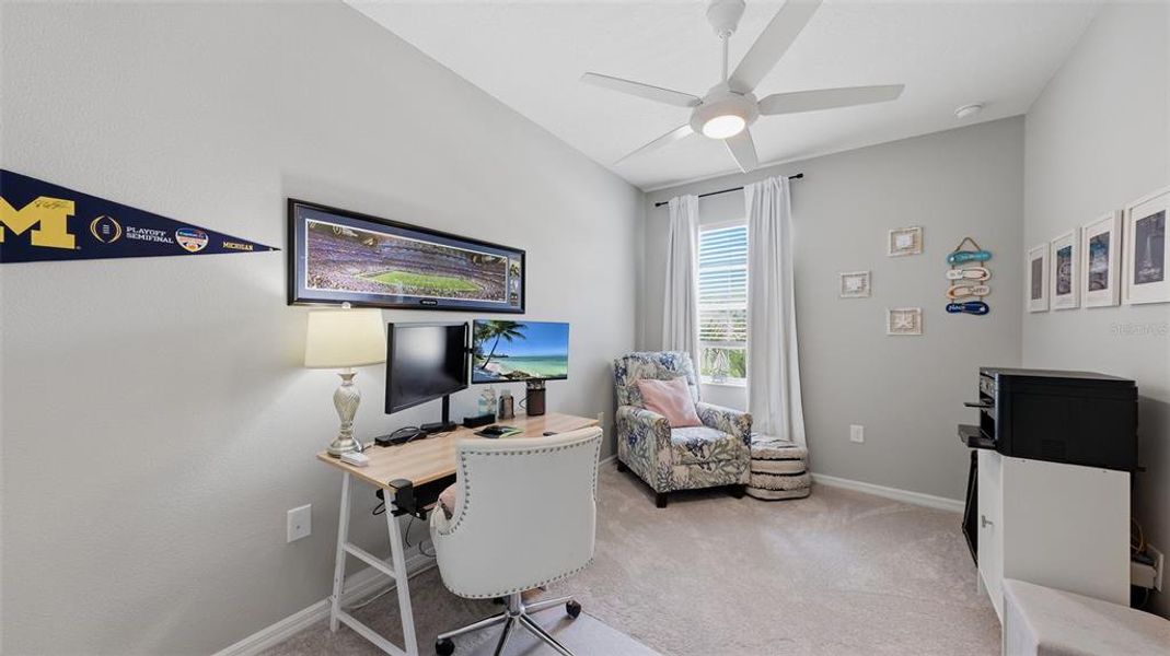 Furnished interior view inside a new home in , Sarasota (Image 16).
