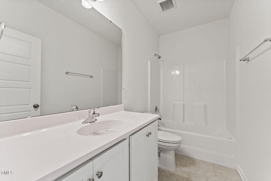 6-Full Bath HHHunt Homes 6-Full Bath HHHunt Homes