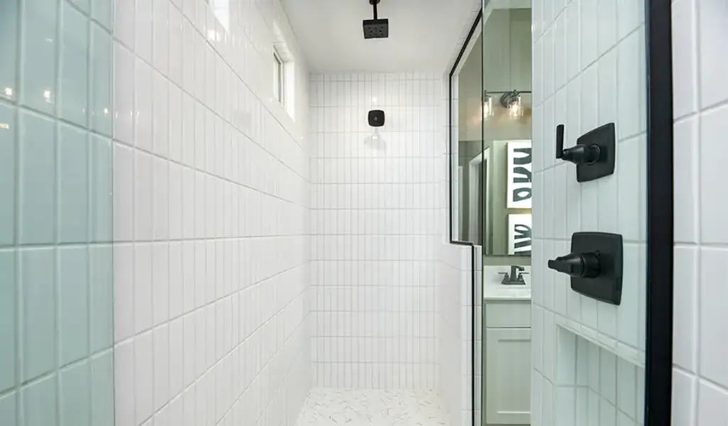 Raleigh-P741-Bridle Bathroom