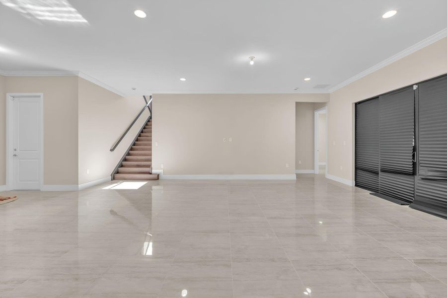 Spacious, unfurnished interior of a new home in , Ave Maria (Image 20).