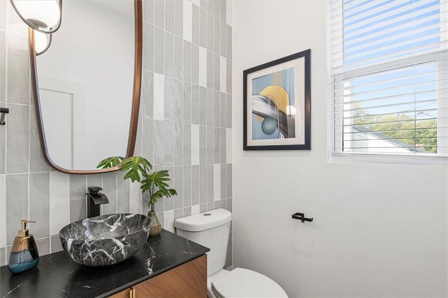 Furnished interior view inside a new home in , Atlanta (Image 6). Furnished interior view inside a new home in , Atlanta (Image 6).