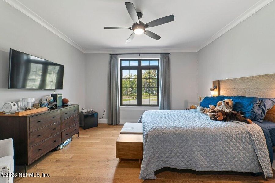 Image 53 of a home in .