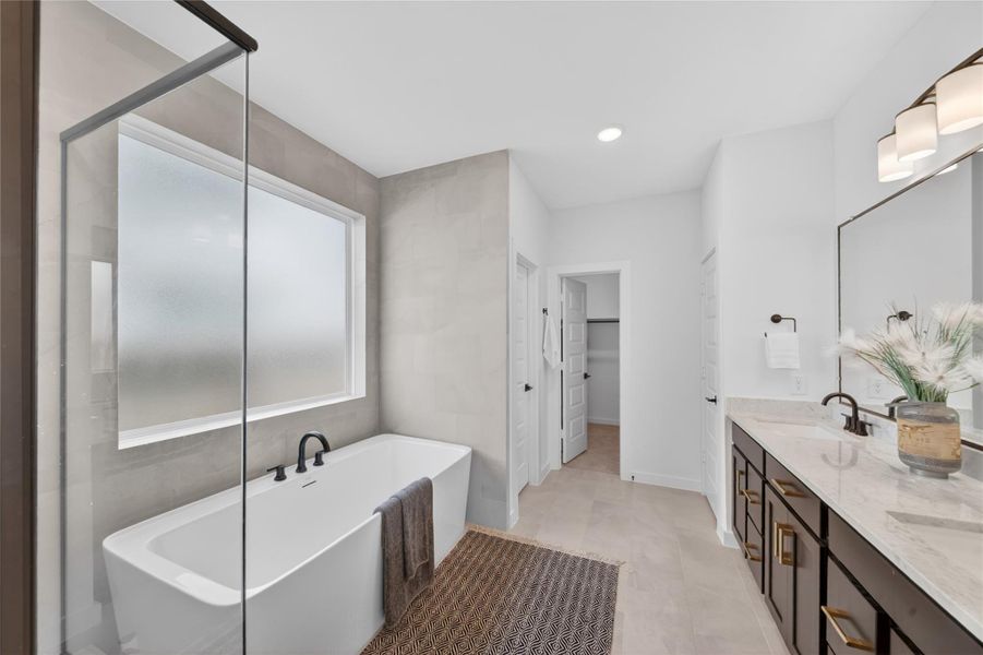 Master Bath 1st floor
