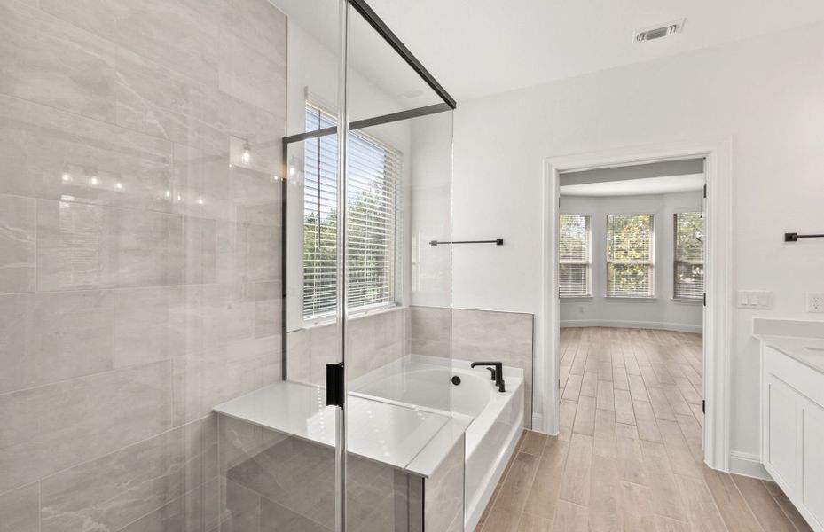 Representative furnished interior of a home built from the Wallace by Pulte Homes in Bluffview Reserve, Leander (Image 7).