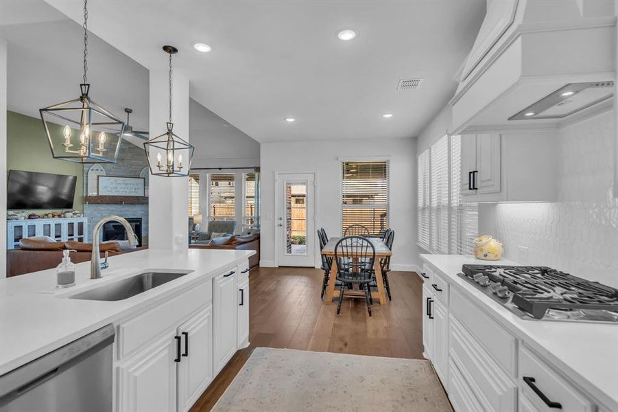 Furnished interior view inside a new home in Country Lakes Classic 50, Denton (Image 12). Furnished interior view inside a new home in Country Lakes Classic 50, Denton (Image 12).