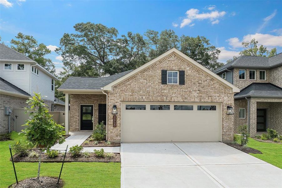 Beautiful 1 Story Darlington Floor Plan with 3 Bedrooms, 2 Baths, with a 2 Car Garage. This floor plan boasts a SPACIOUS OPEN CONCEPT FLOOR PLAN and HIGH CEILINGS with the Family Room, Kitchen, Breakfast Room, and 3 Bedrooms with 2 full Baths. Tile and Carpet. You will love the Kitchen with lots of cabinets and granite countertops with under the cabinet lighting, stainless steel appliances, and even a USB outlet.