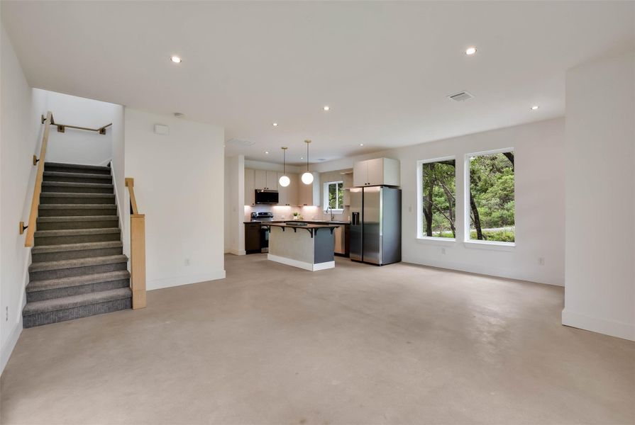 Image 30 of a home in .