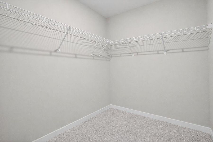 Spacious, unfurnished interior of a new home in , Gainesville (Image 22).