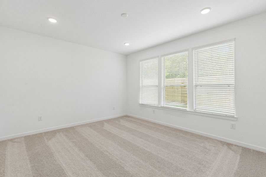 Spacious, unfurnished interior of a new home in Mavera, Conroe (Image 19). Spacious, unfurnished interior of a new home in Mavera, Conroe (Image 19).