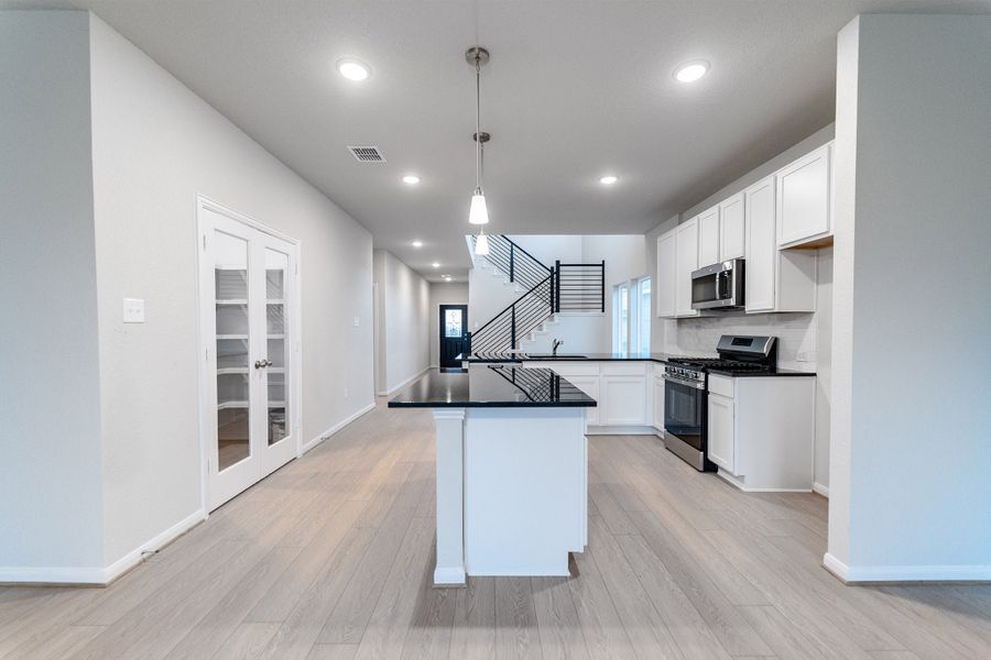 Furnished interior view inside a new home in Hennersby Hollow, San Antonio (Image 6). Furnished interior view inside a new home in Hennersby Hollow, San Antonio (Image 6).