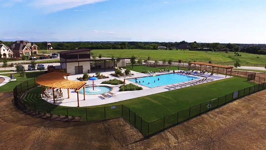 Community amenities in Dominion of Pleasant Valley, Wylie (Image 24).