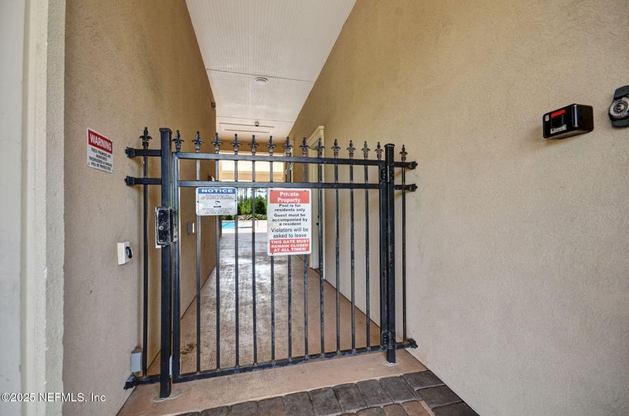 Image 66 of a home in River Glen. Image 66 of a home in River Glen.