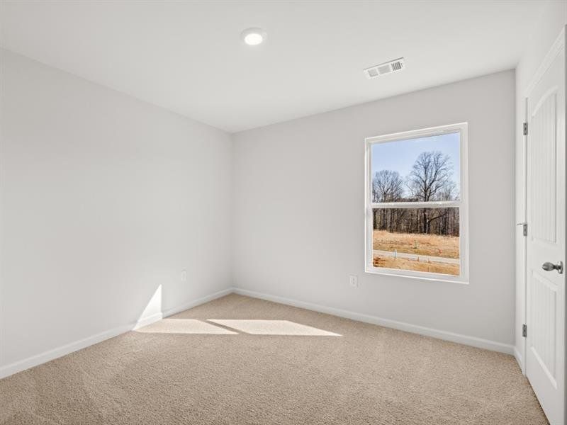 Spacious, unfurnished interior of a new home in Rolling Meadows, Jasper (Image 17).