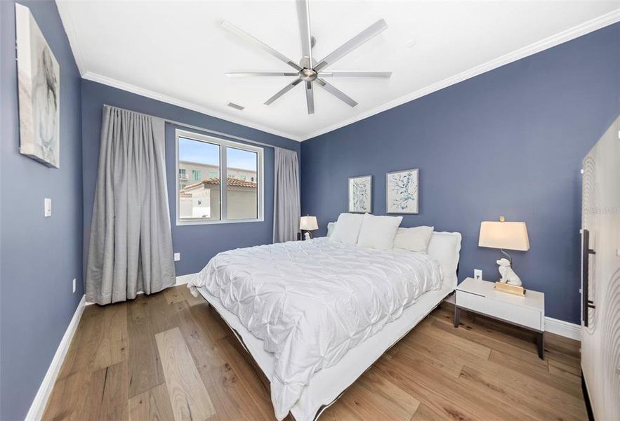 Furnished interior view inside a new home in Castille Urbana, St. Petersburg (Image 30).