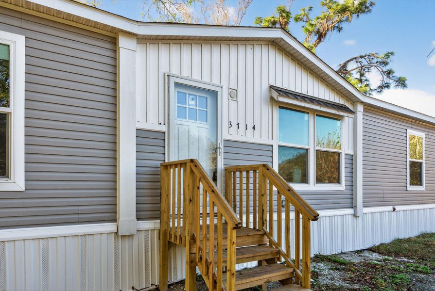 32-3714_nw_165th_ct_okeechobee_fl_34972-