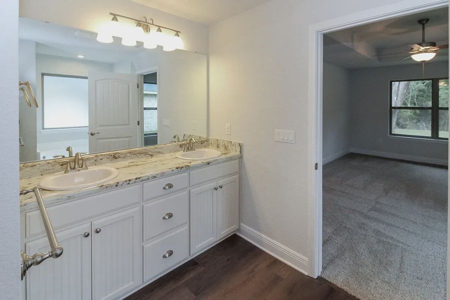 Furnished interior view inside a new home in Ashton View, Crestview (Image 6).