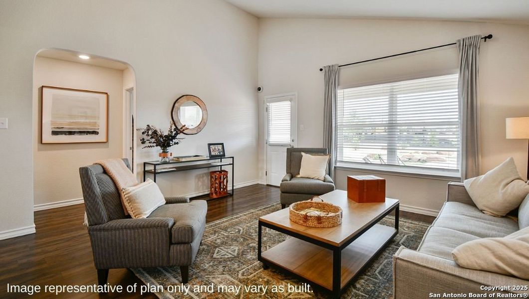 Furnished interior view inside a new home in Steele Creek, Cibolo (Image 7).