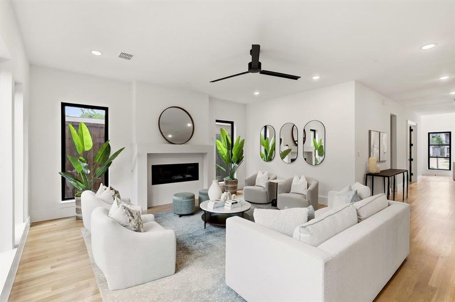 Furnished interior view inside a new home in , Dallas (Image 6).